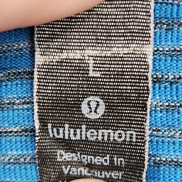 Lululemon Shirt Mens Large Blue Stripe Short Sleeve Athletic Running Lightweight - Picture 2 of 7